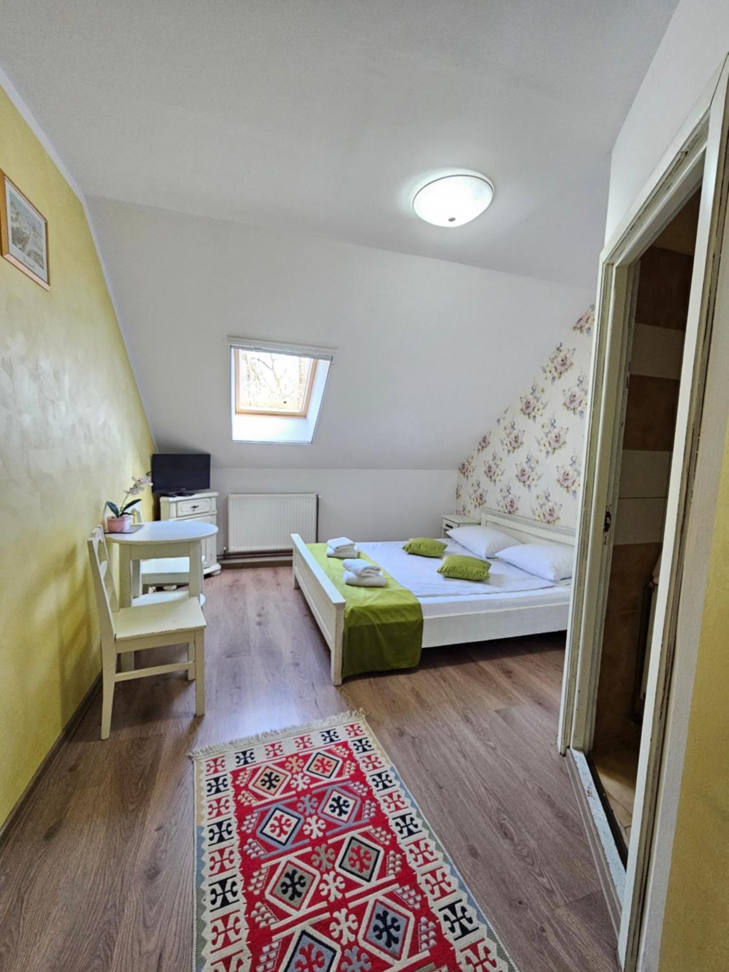 Hanul Vestem Sibiu Esterno foto